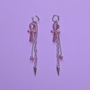 ⭐Holographic Pink Amaris Earrings⭐